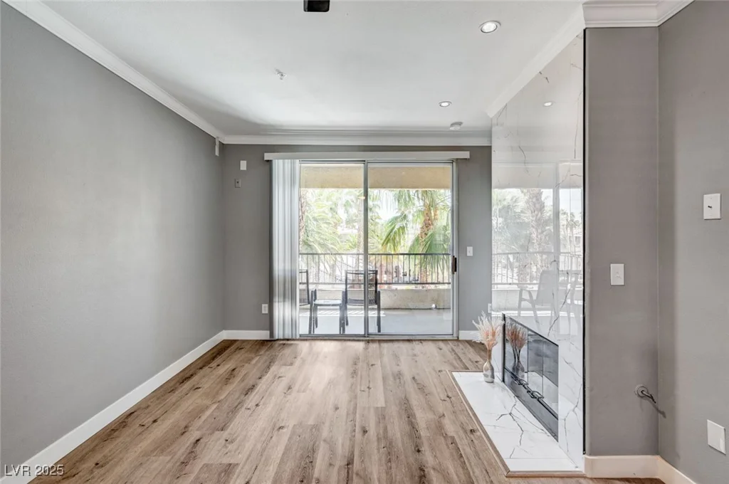 7173 Durango, Las Vegas, NV 89113