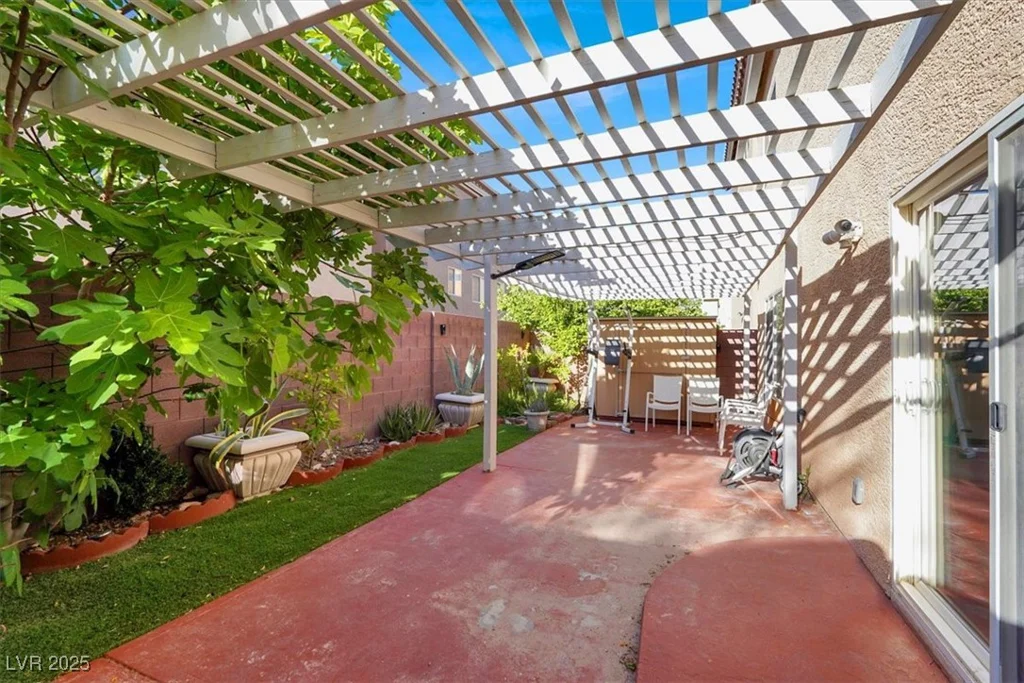 6726 Glissando, Las Vegas, NV 89139