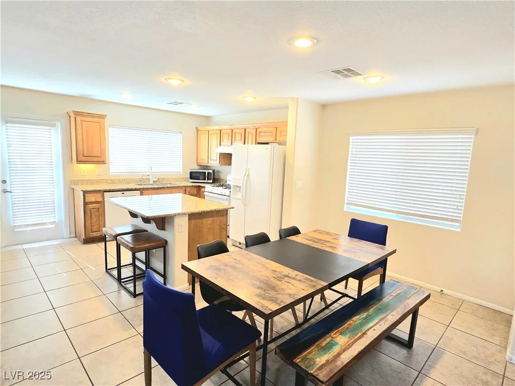 7319 Burnt Umber, Las Vegas, NV 89139