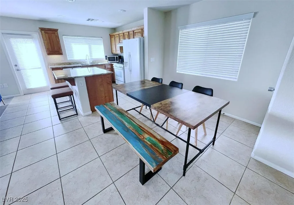 7319 Burnt Umber, Las Vegas, NV 89139