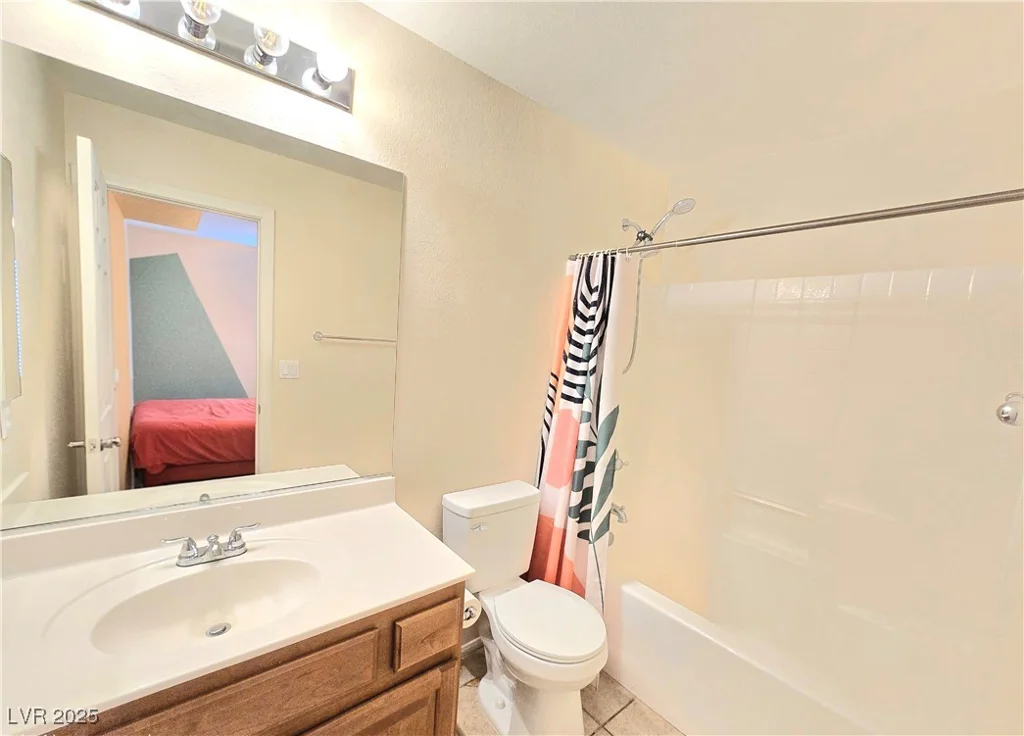 7319 Burnt Umber, Las Vegas, NV 89139