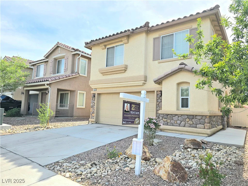 7319 Burnt Umber, Las Vegas, NV 89139