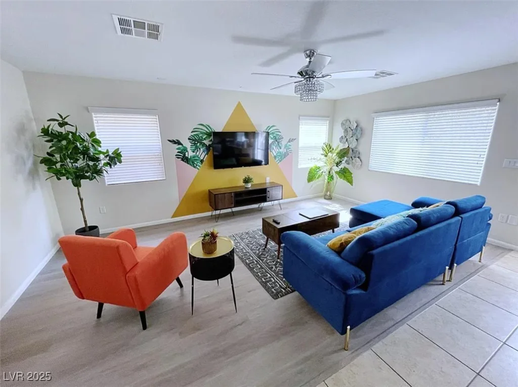 7319 Burnt Umber, Las Vegas, NV 89139