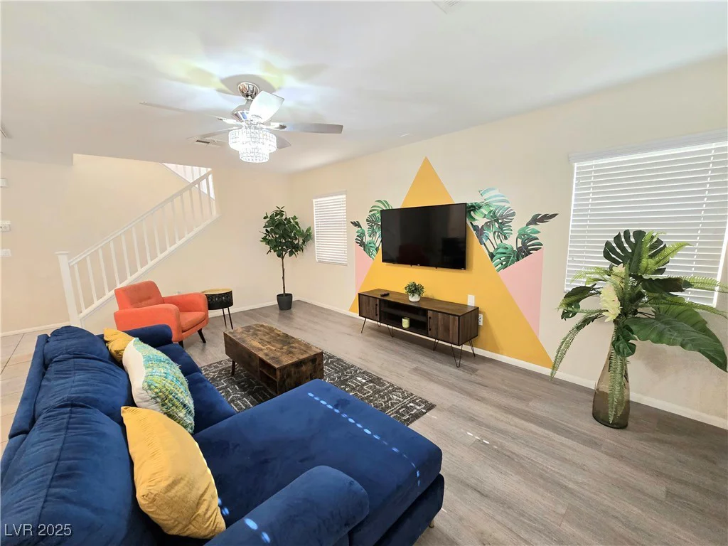 7319 Burnt Umber, Las Vegas, NV 89139