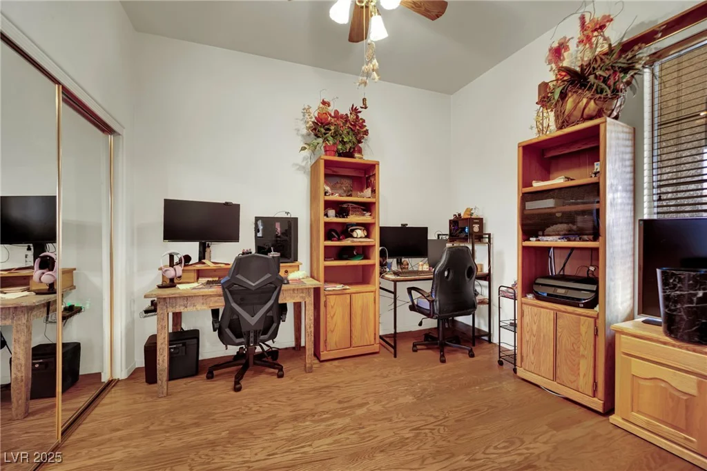 9142 Royal Monarch, Las Vegas, NV 89147