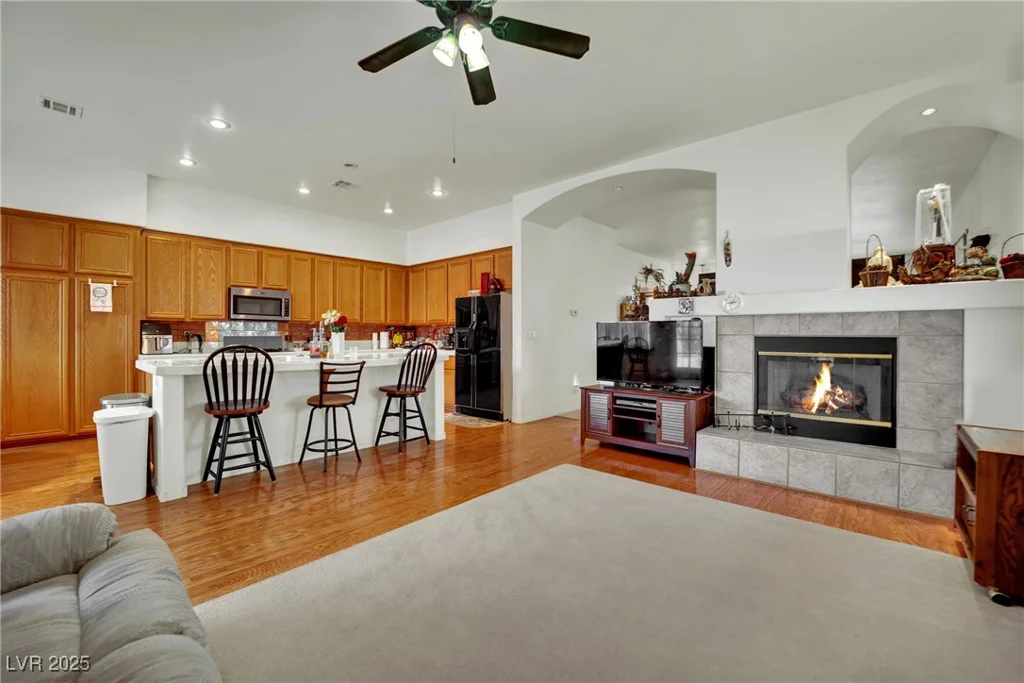 9142 Royal Monarch, Las Vegas, NV 89147