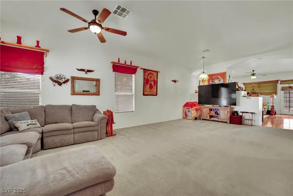 9142 Royal Monarch, Las Vegas, NV 89147