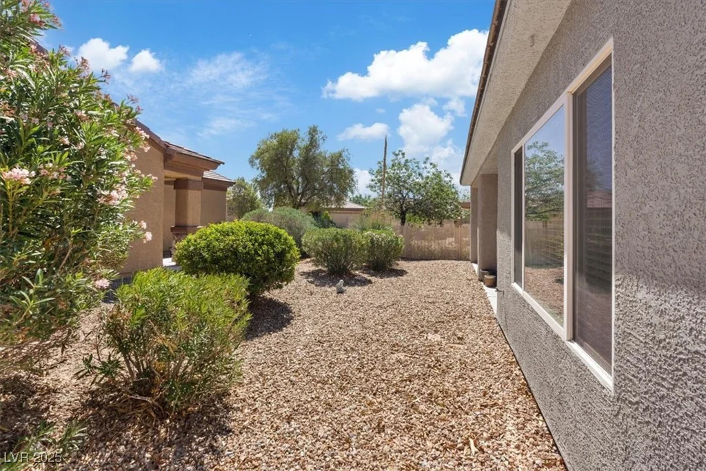 2108 Willow Wren, North Las Vegas, NV 89084