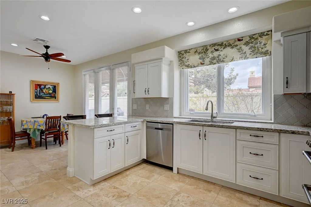 5112 Onion Creek, Las Vegas, NV 89113