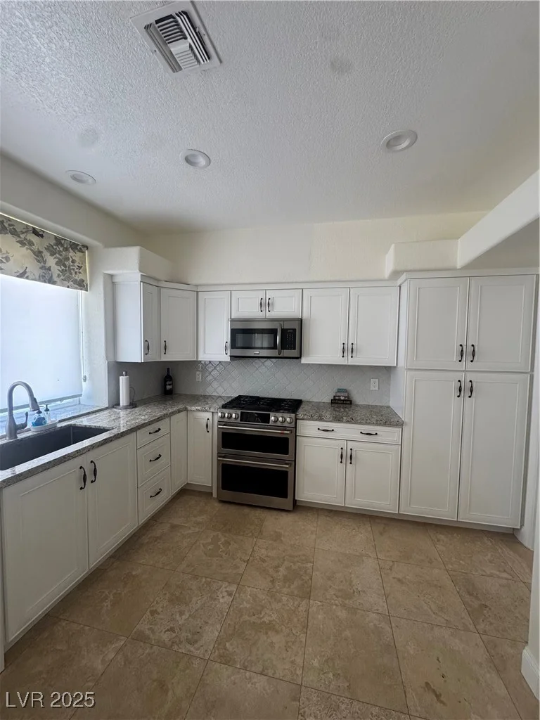 5112 Onion Creek, Las Vegas, NV 89113