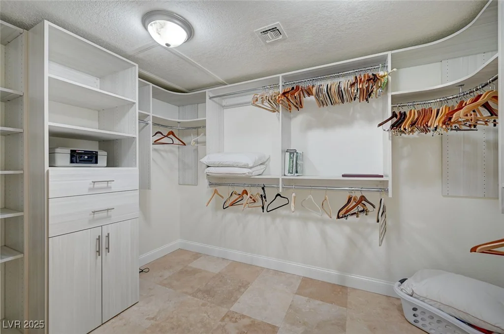 5112 Onion Creek, Las Vegas, NV 89113