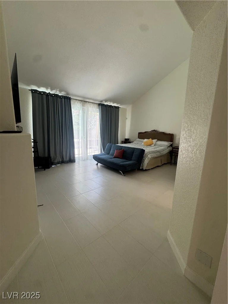 5112 Onion Creek, Las Vegas, NV 89113