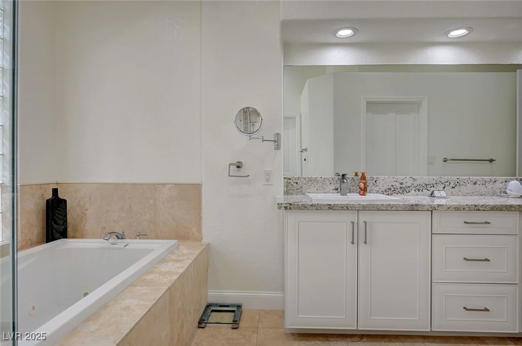 5112 Onion Creek, Las Vegas, NV 89113