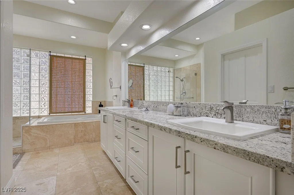 5112 Onion Creek, Las Vegas, NV 89113