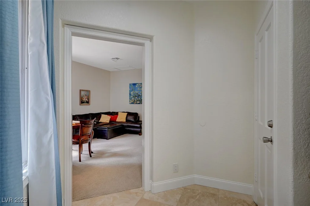 5112 Onion Creek, Las Vegas, NV 89113