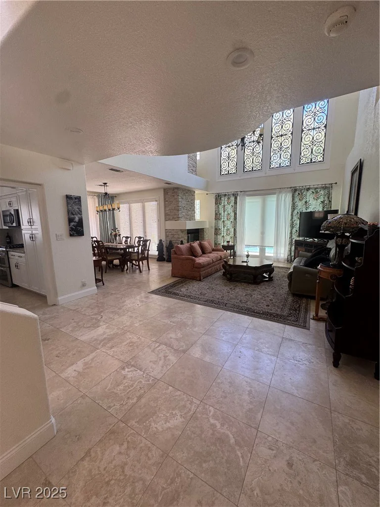 5112 Onion Creek, Las Vegas, NV 89113