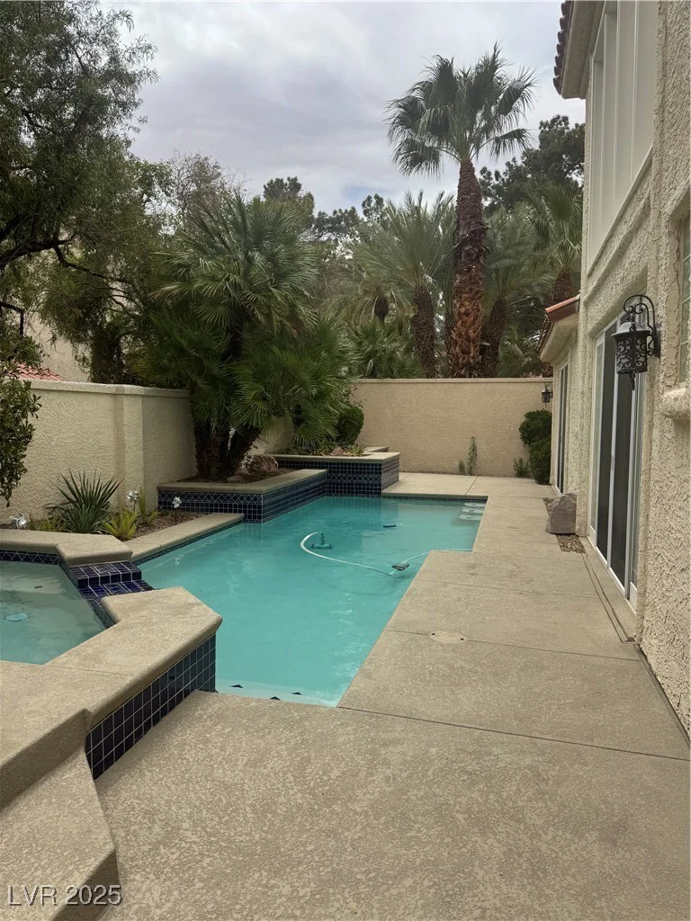 5112 Onion Creek, Las Vegas, NV 89113