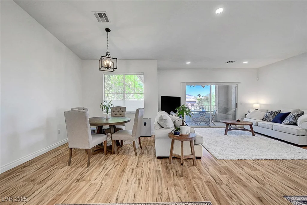 1001 Domnus, Las Vegas, NV 89144
