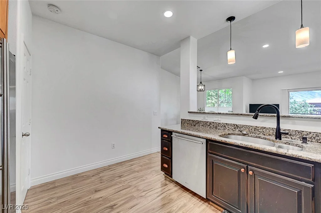 1001 Domnus, Las Vegas, NV 89144