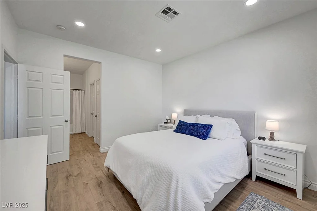 1001 Domnus, Las Vegas, NV 89144