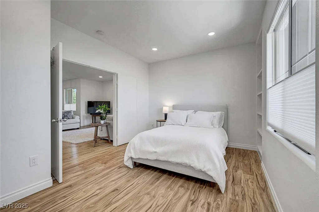 1001 Domnus, Las Vegas, NV 89144