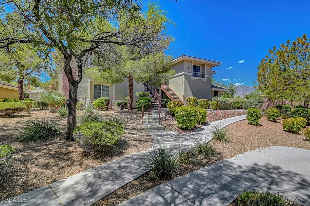 1001 Domnus, Las Vegas, NV 89144