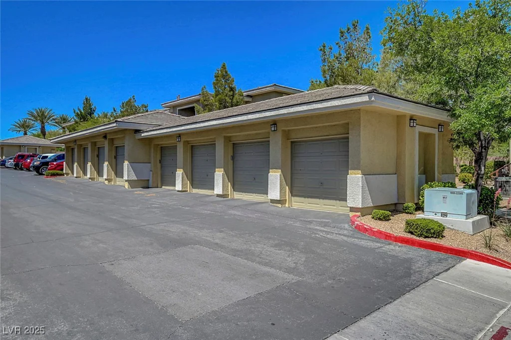 1001 Domnus, Las Vegas, NV 89144