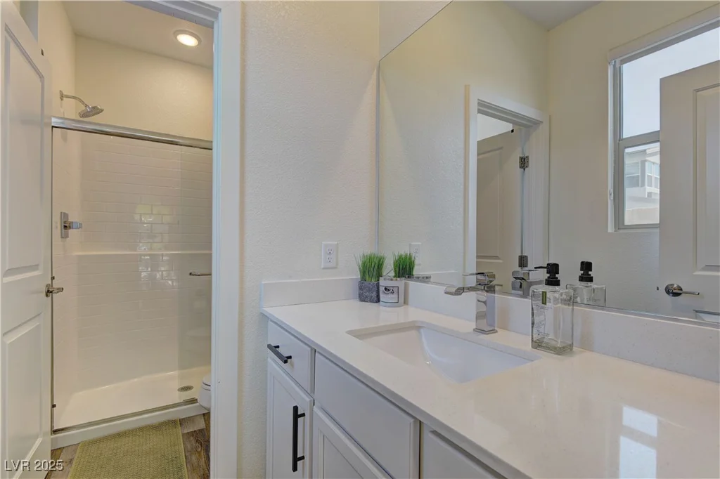 8335 Beaten Path, Las Vegas, NV 89166