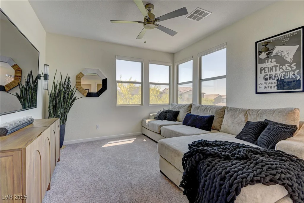 8335 Beaten Path, Las Vegas, NV 89166