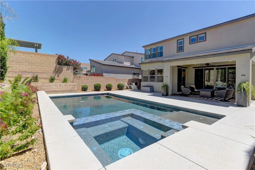 8335 Beaten Path, Las Vegas, NV 89166