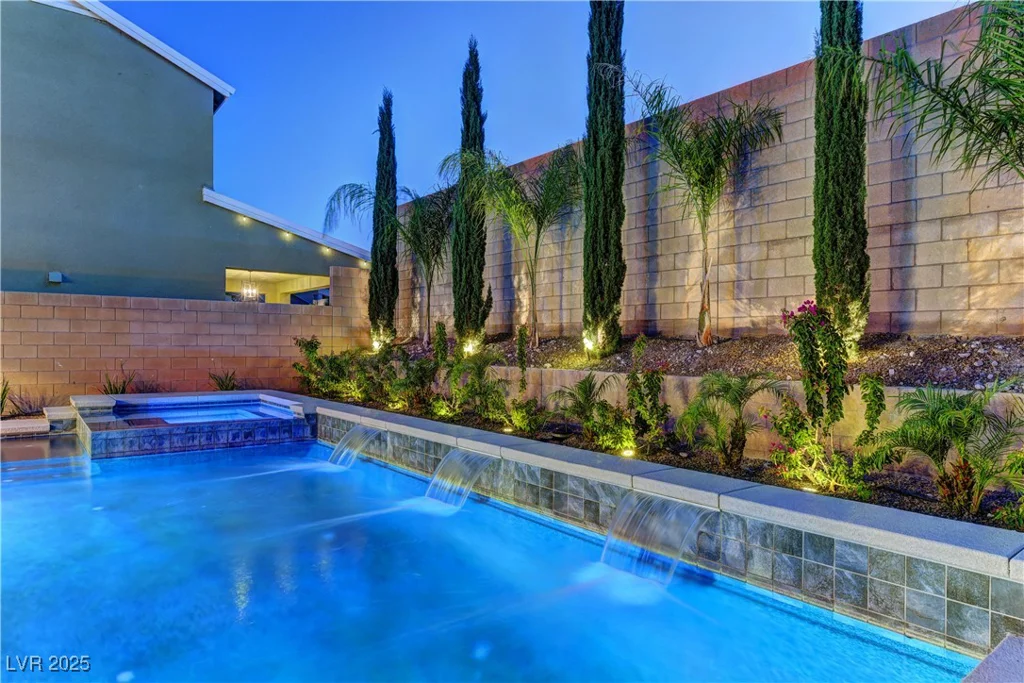 8335 Beaten Path, Las Vegas, NV 89166