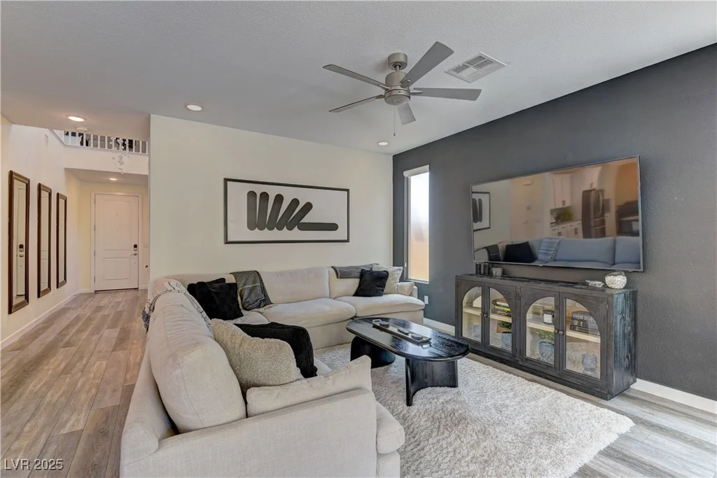 8335 Beaten Path, Las Vegas, NV 89166