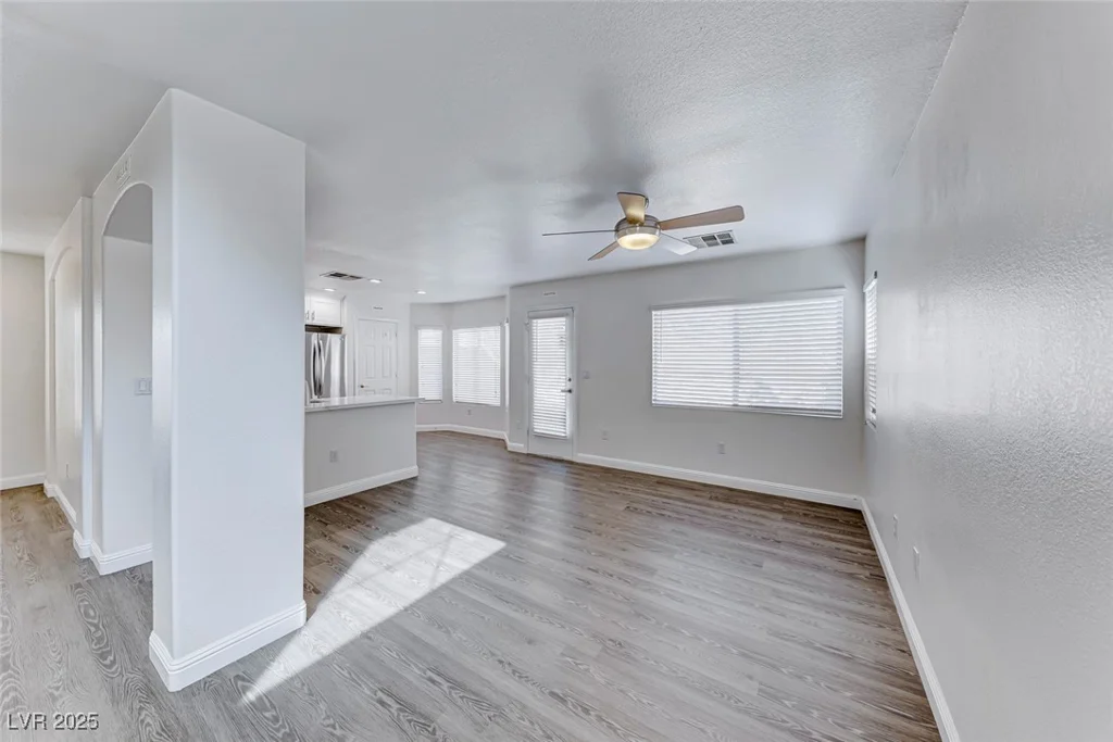 11028 Meadow Leaf, Las Vegas, NV 89144
