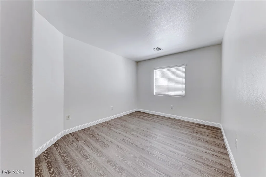 11028 Meadow Leaf, Las Vegas, NV 89144