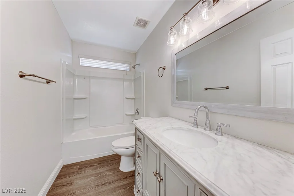 11028 Meadow Leaf, Las Vegas, NV 89144