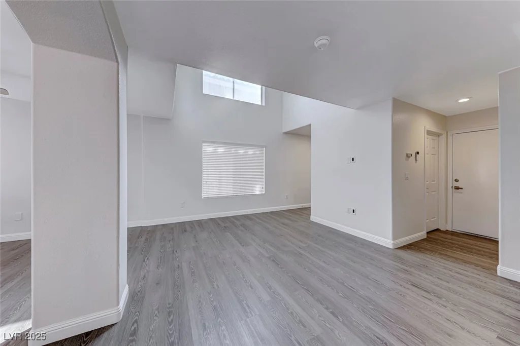 11028 Meadow Leaf, Las Vegas, NV 89144