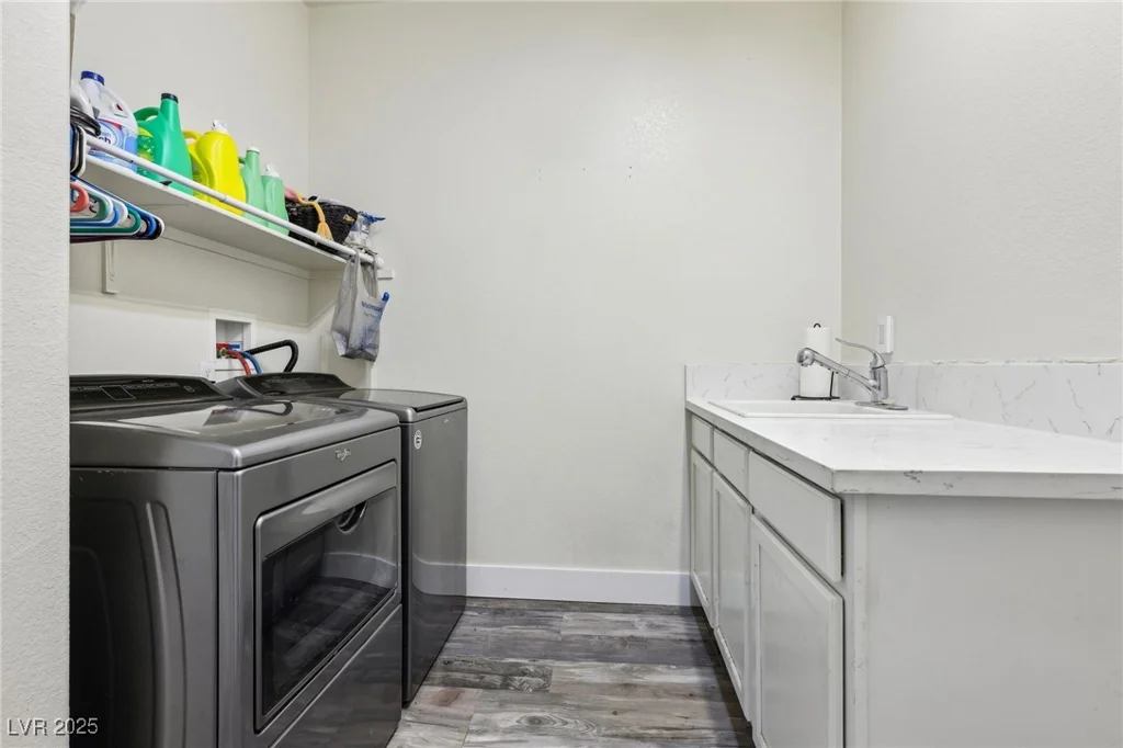 564 Lampshire, Pahrump, NV 89060