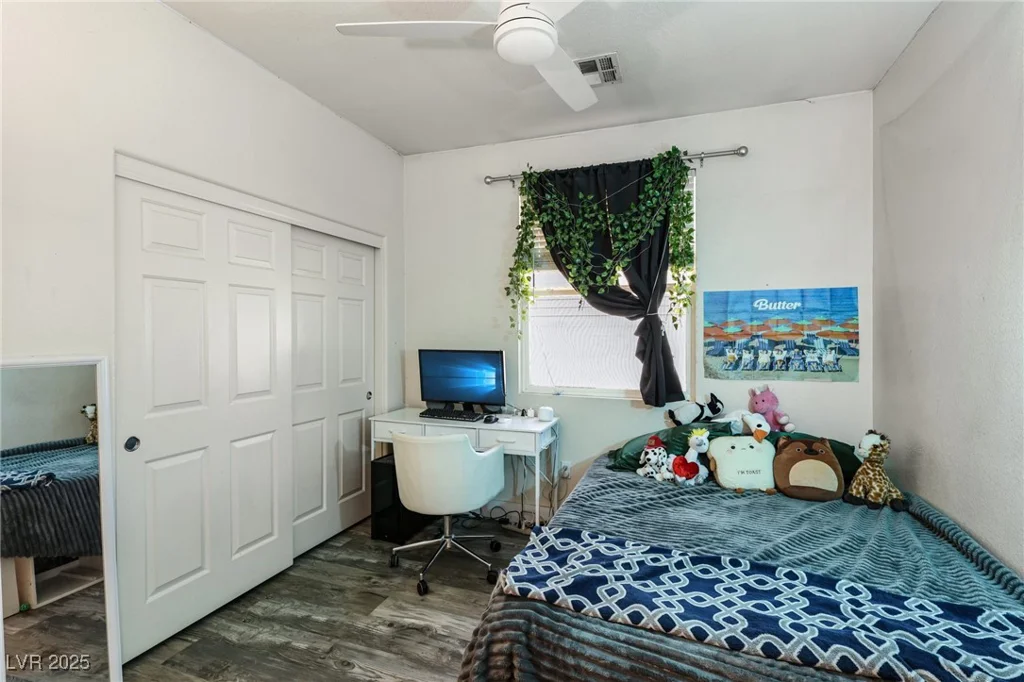 564 Lampshire, Pahrump, NV 89060