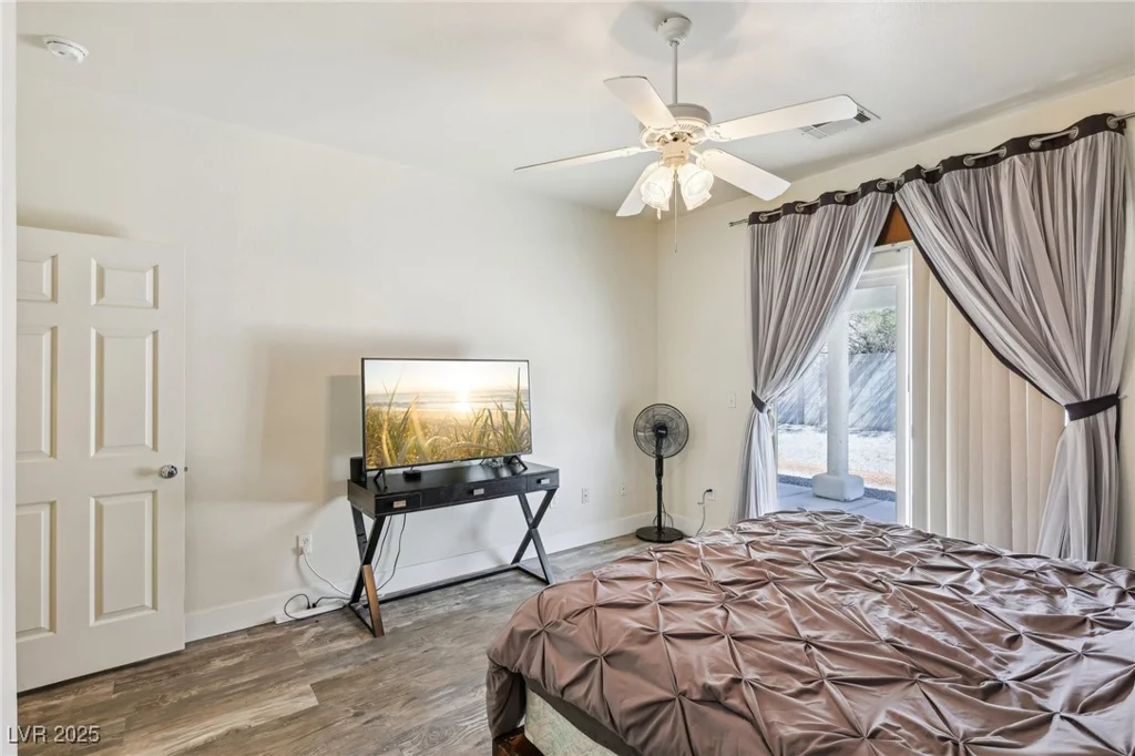 564 Lampshire, Pahrump, NV 89060