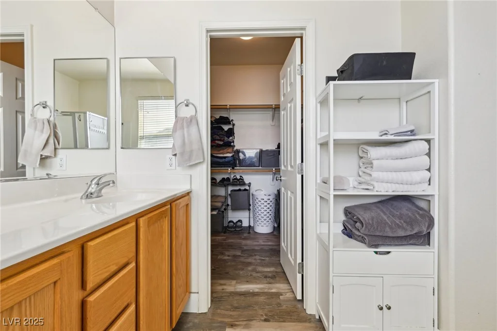 564 Lampshire, Pahrump, NV 89060