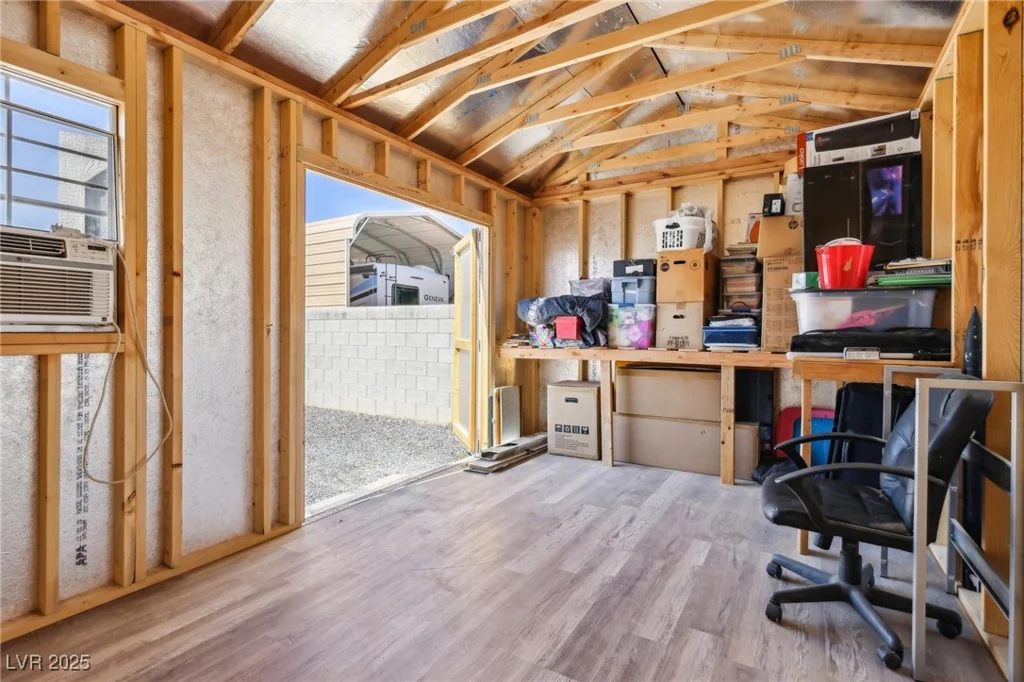 564 Lampshire, Pahrump, NV 89060