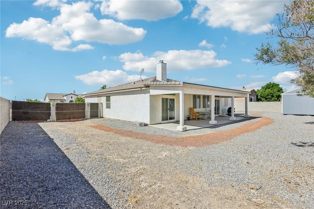 564 Lampshire, Pahrump, NV 89060
