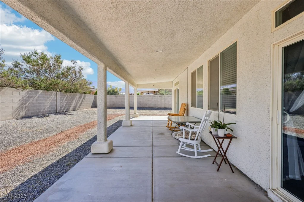 564 Lampshire, Pahrump, NV 89060