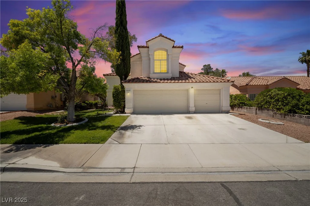 4521 Crimson Leaf, Las Vegas, NV 89130