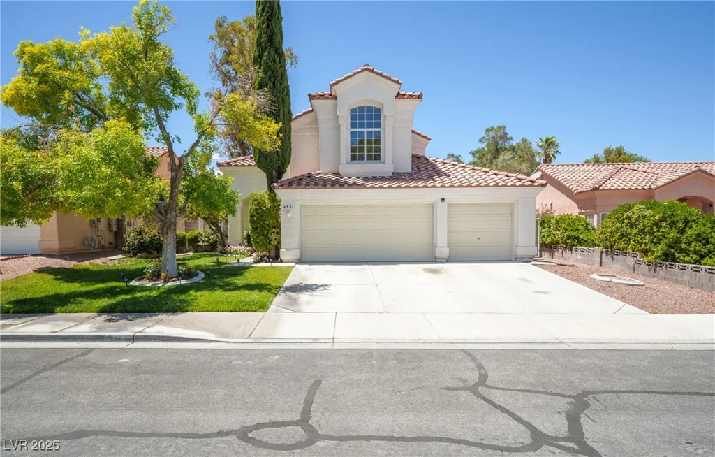 4521 Crimson Leaf, Las Vegas, NV 89130