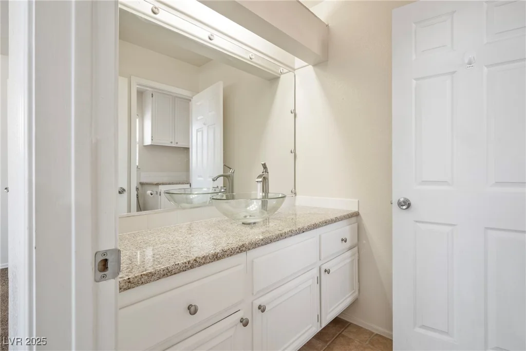 4521 Crimson Leaf, Las Vegas, NV 89130