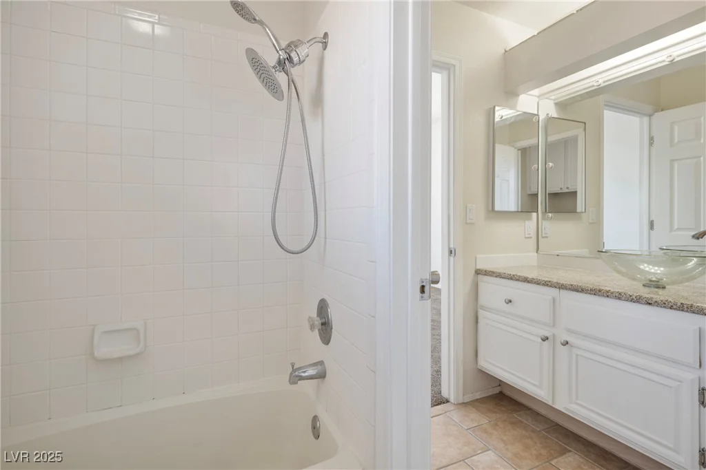 4521 Crimson Leaf, Las Vegas, NV 89130