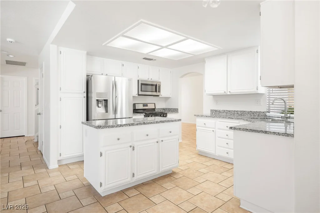 4521 Crimson Leaf, Las Vegas, NV 89130