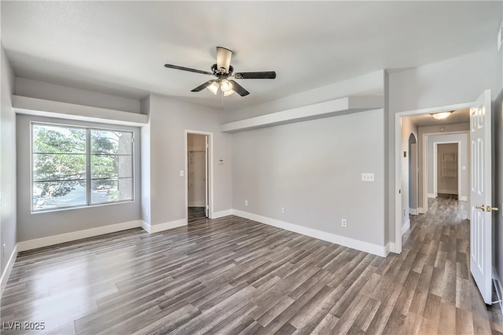 541 Indian Bluff, Las Vegas, NV 89145