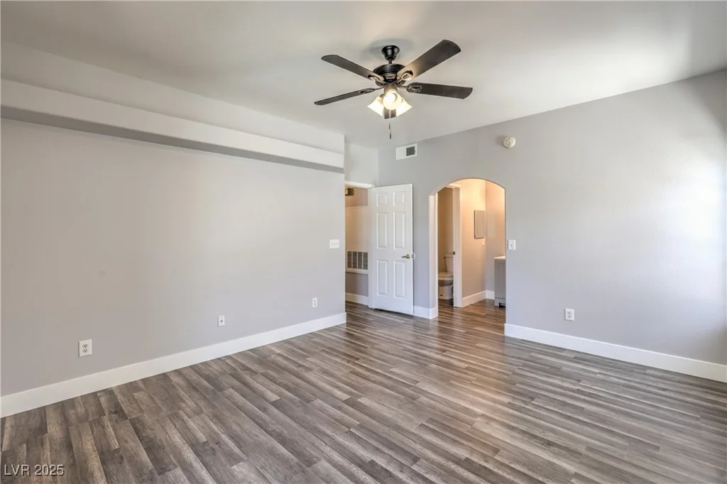 541 Indian Bluff, Las Vegas, NV 89145